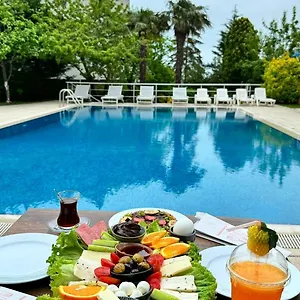 Otel Treekos Istanbul Airport ****